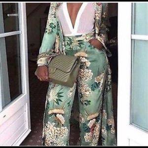 **ISO** ZARA Green Floral Oriental Kimono